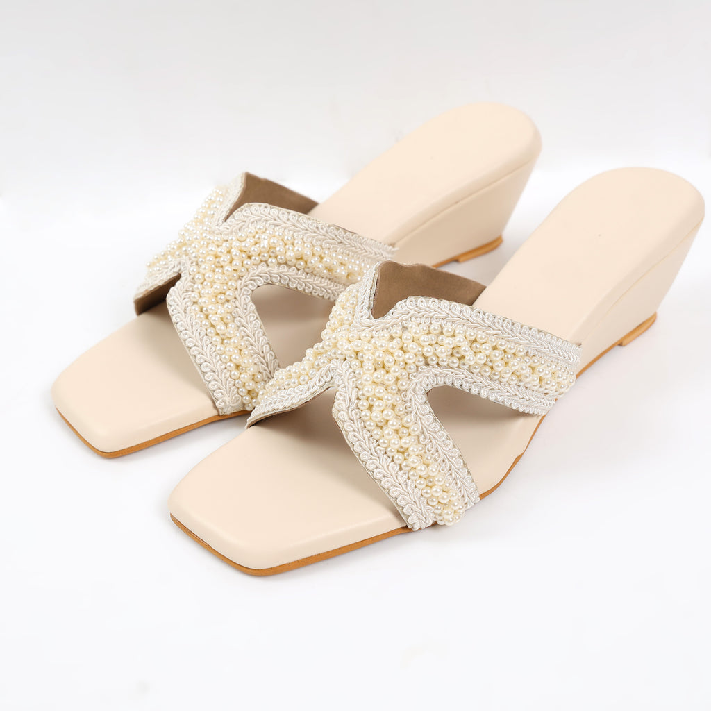 Zari Cutwork Cushioned Wedges