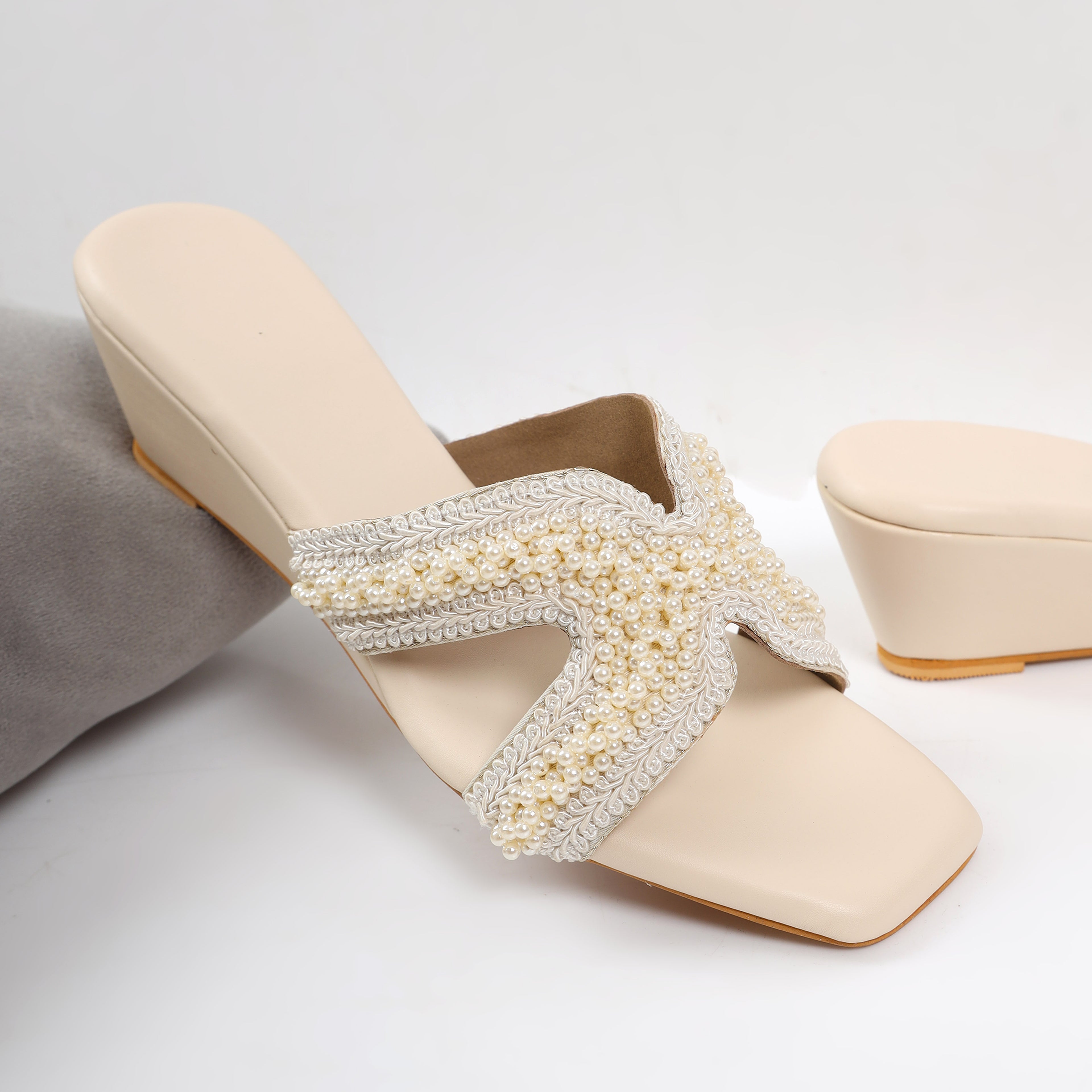 Zari Cutwork Cushioned Wedges