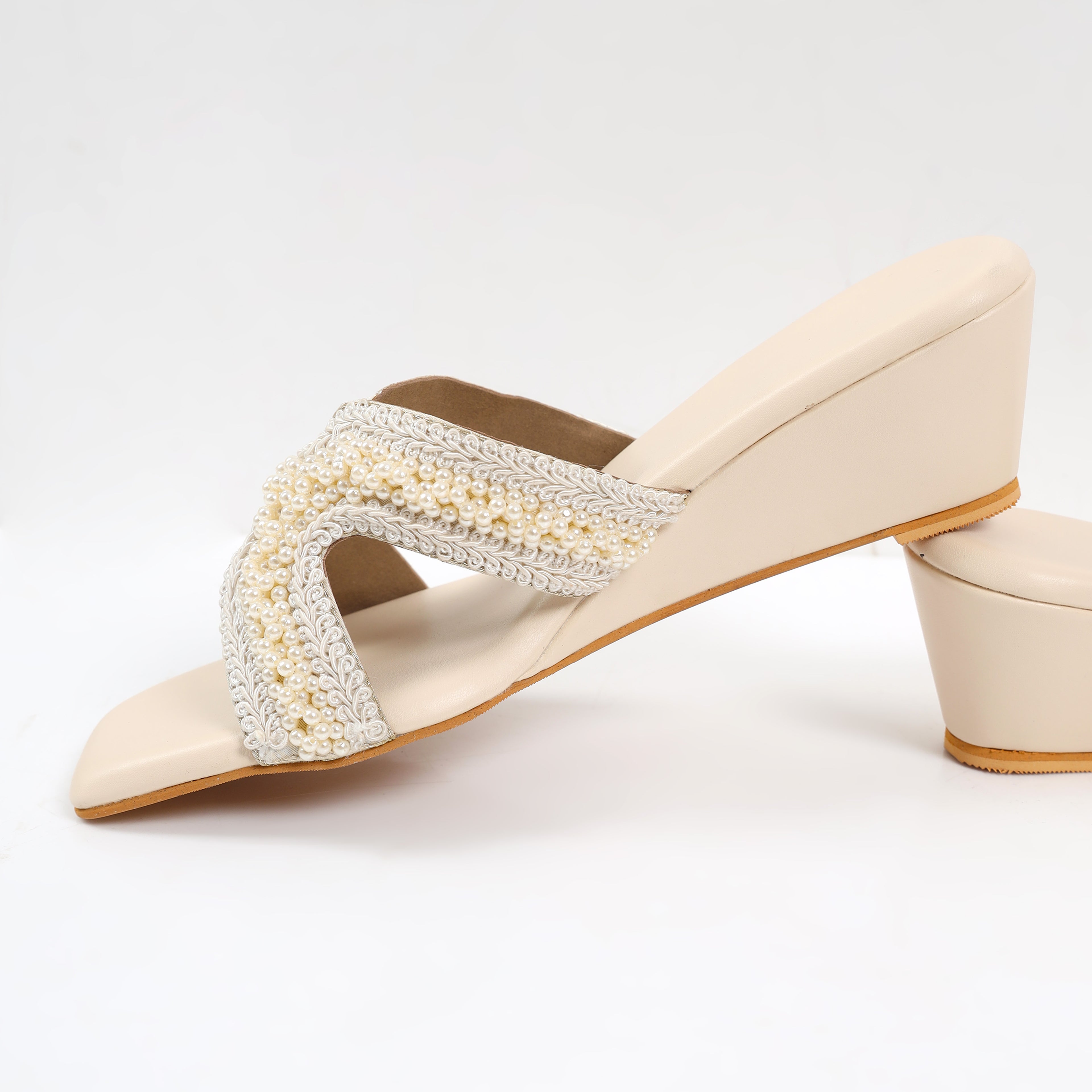 Zari Cutwork Cushioned Wedges